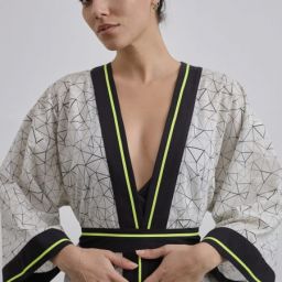 FF Triangle Kimono